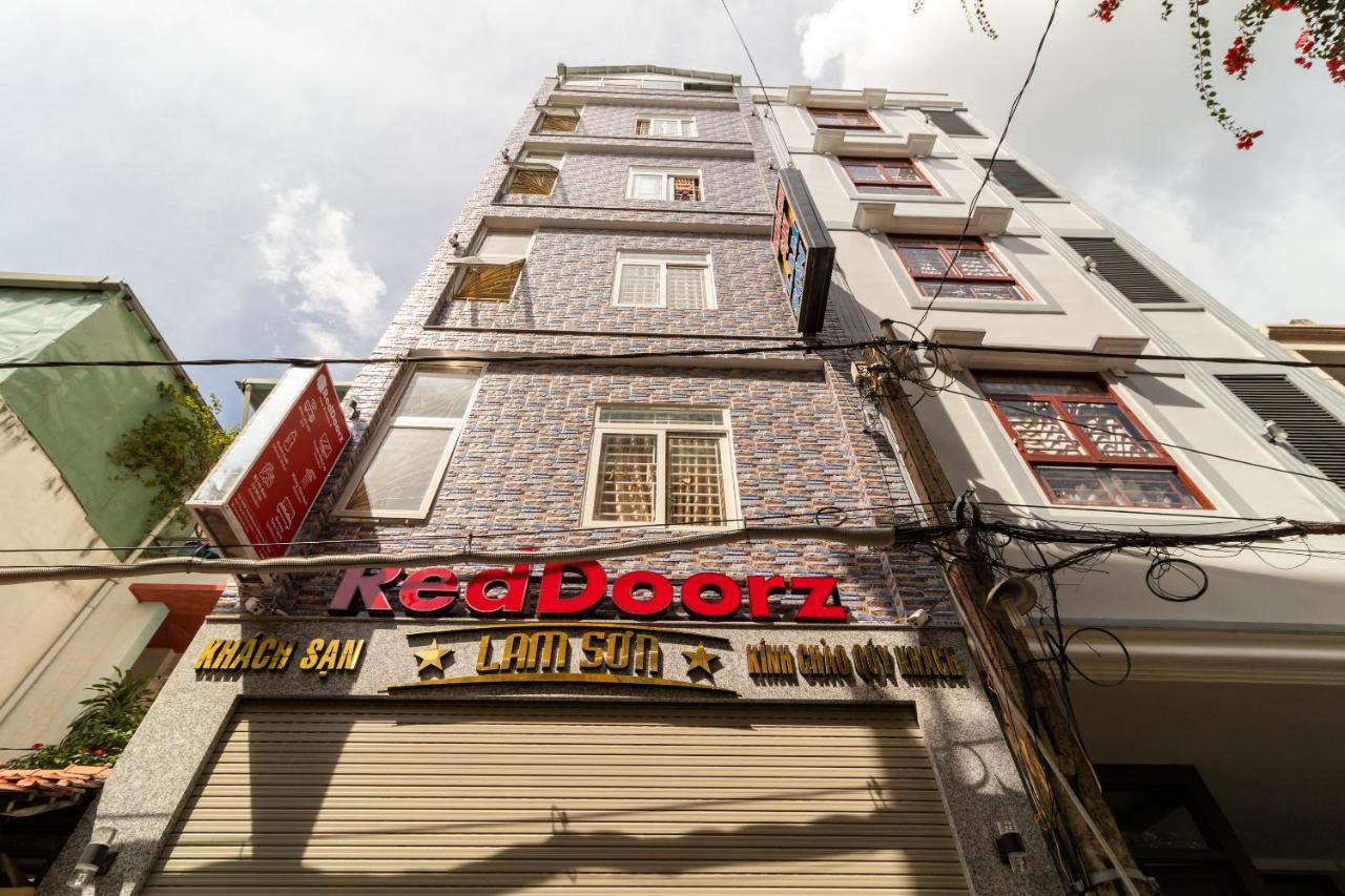 Hotel Reddoorz Near Etown 4 Ho Či Minovo Město Exteriér fotografie